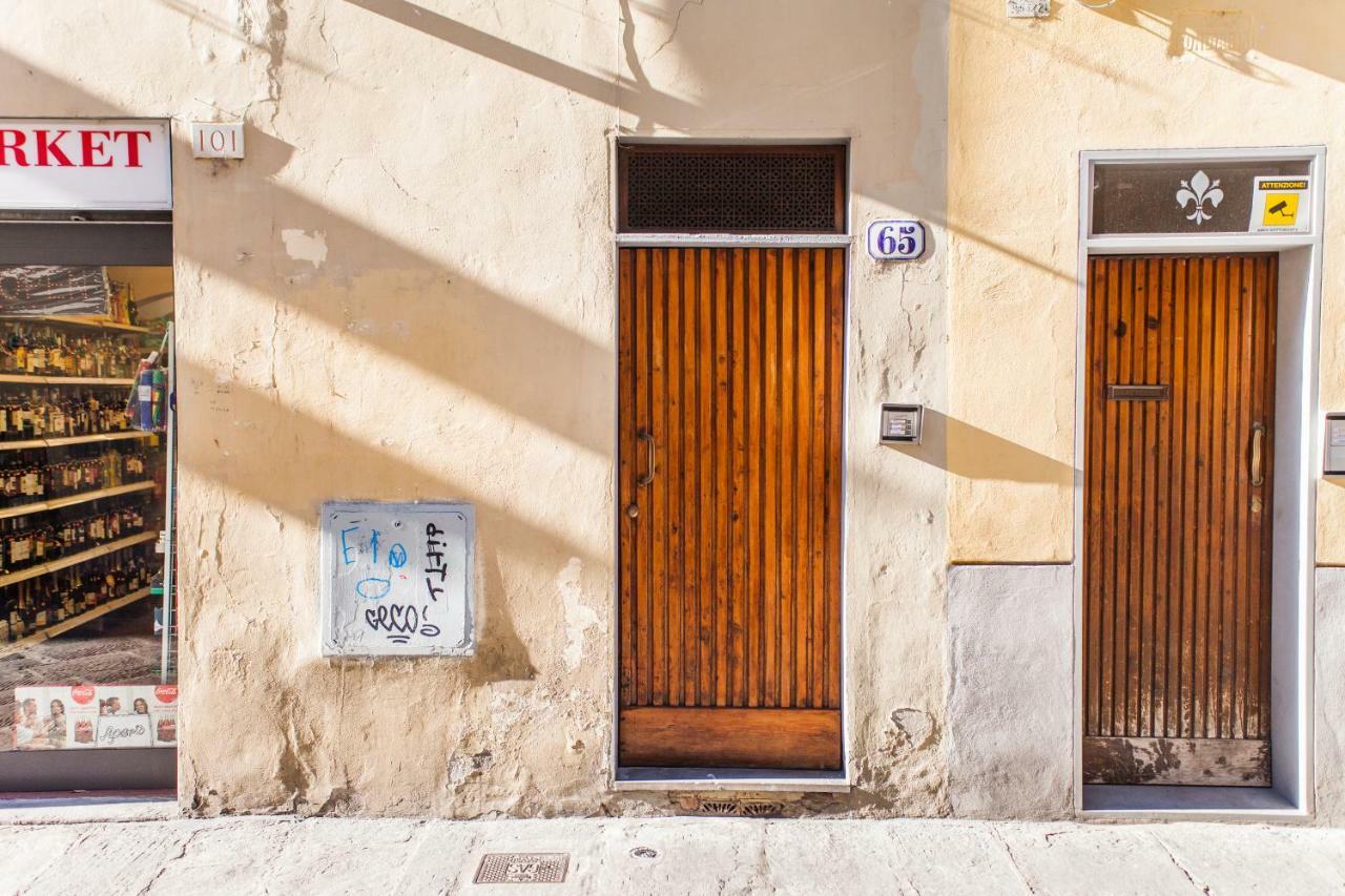 Wine Apartments Florence Colorino Luaran gambar