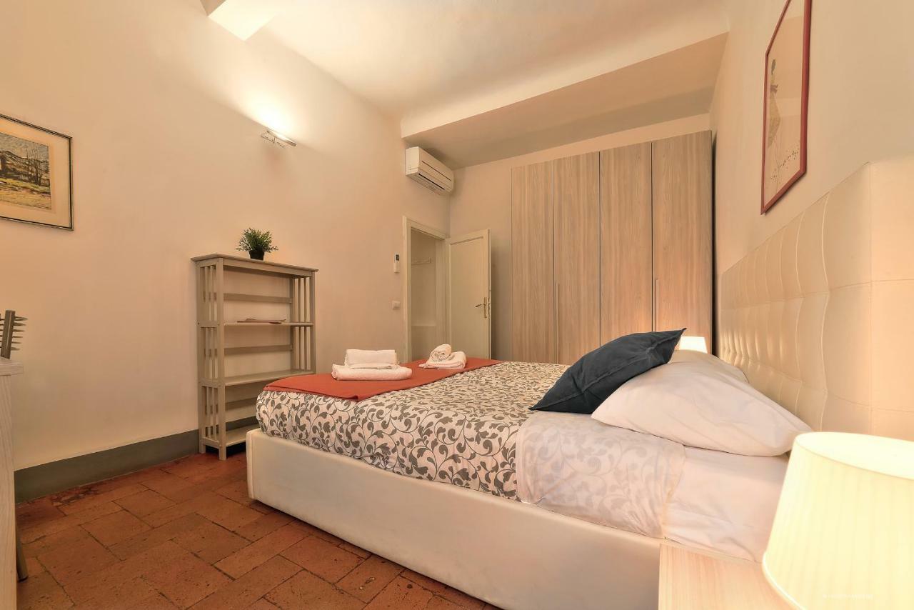 Wine Apartments Florence Colorino Luaran gambar